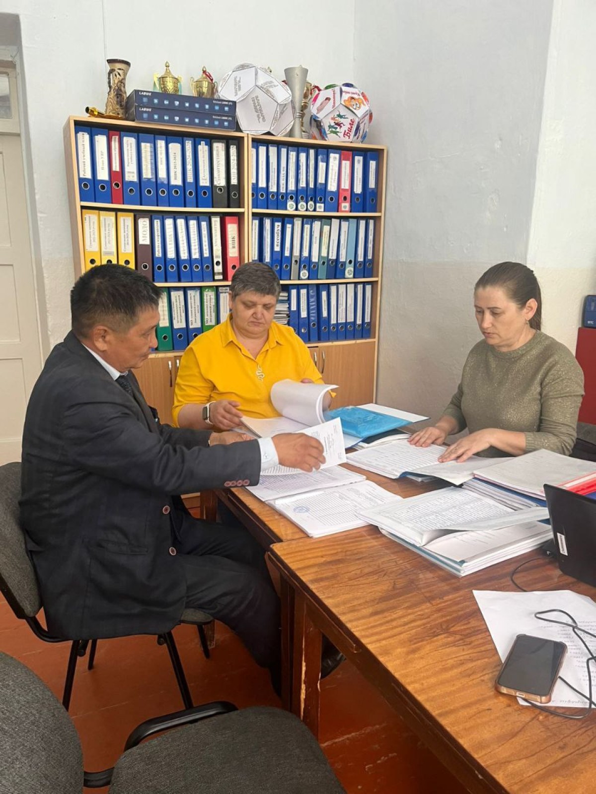 КӘСІПОДАҚ ҰЙЫМДАРЫНА ӘДІСТЕМЕЛІК ҚОЛДАУ КӨРСЕТІЛДІ