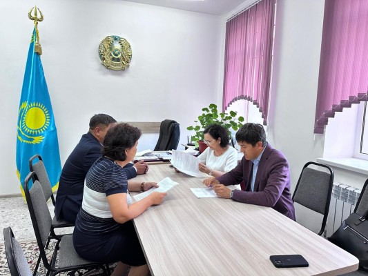 БІЛІМ БЕРУ МЕКЕМЕЛЕРІНЕ ҚОҒАМДЫҚ БАҚЫЛАУ ЖҮРГІЗІЛДІ