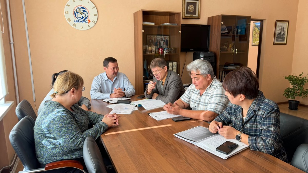 ДИАЛОГ В ИНТЕРЕСАХ ТРУДОВОГО КОЛЛЕКТИВА
