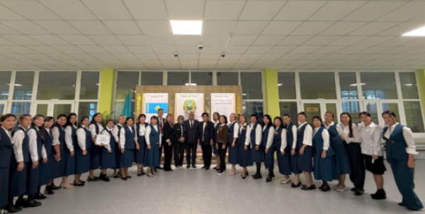 КӘСІПОДАҚ ӨКІЛДЕРІ ҰСТАЗДАРМЕН ЖҮЗДЕСТІ