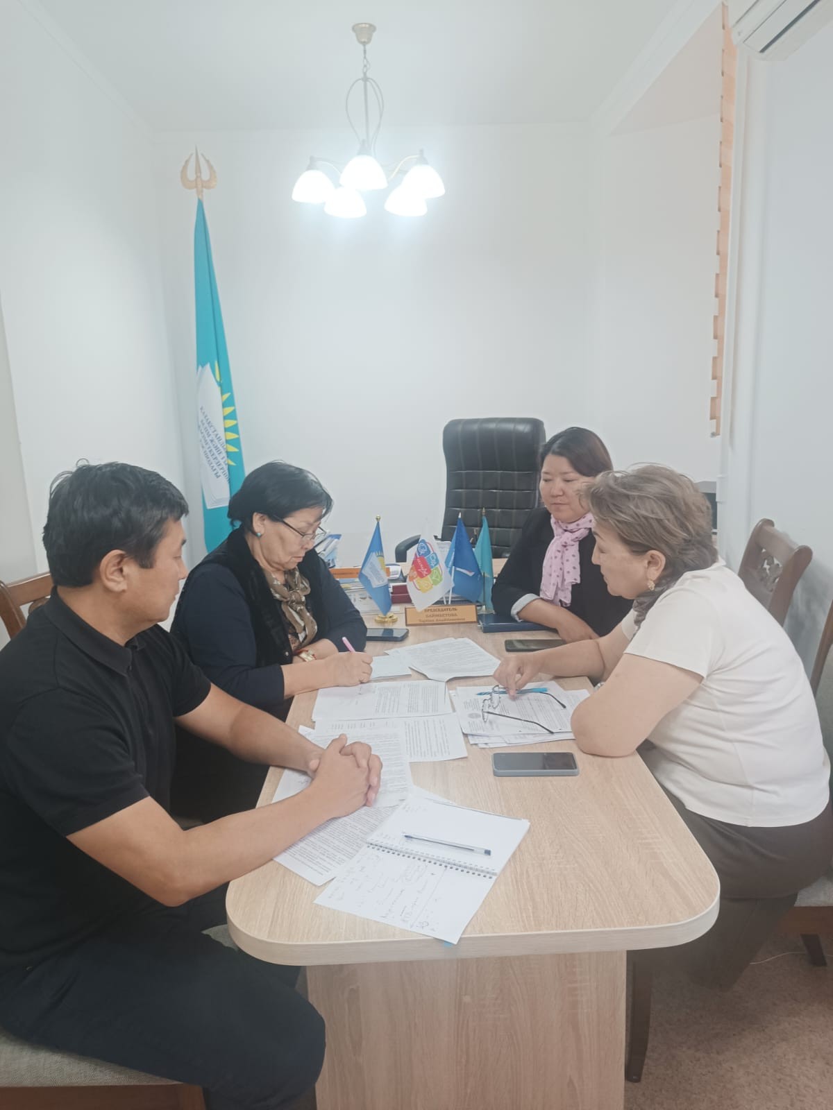 ТҮСІНДІРУ ЖҰМЫСТАРЫ ЖҮРГІЗІЛДІ